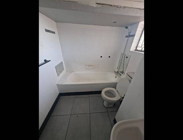 2 BEDROOM PROPERTY TO RENT IN ROSETTENVILLE